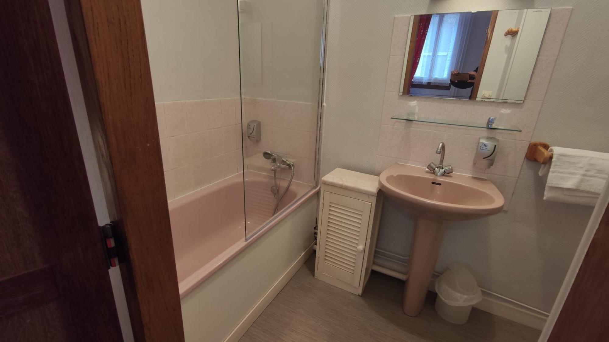 Hotel Angleterre Cherbourg-en-Cotentin Zimmer foto